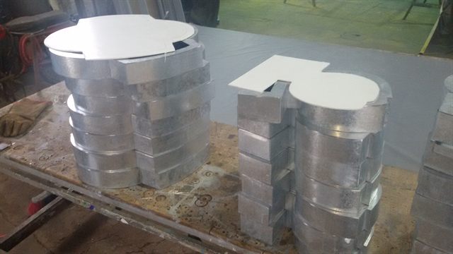 Fabricación de letras corpóreas en taller
