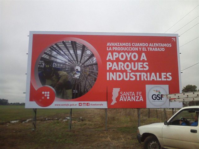 Carteles ruteros - trabajo realizado por Contacto Visual